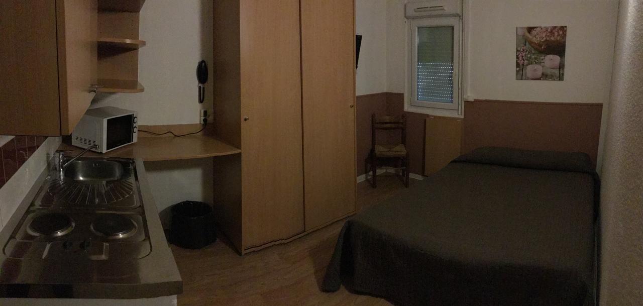Be Myhotel Évreux Екстериор снимка