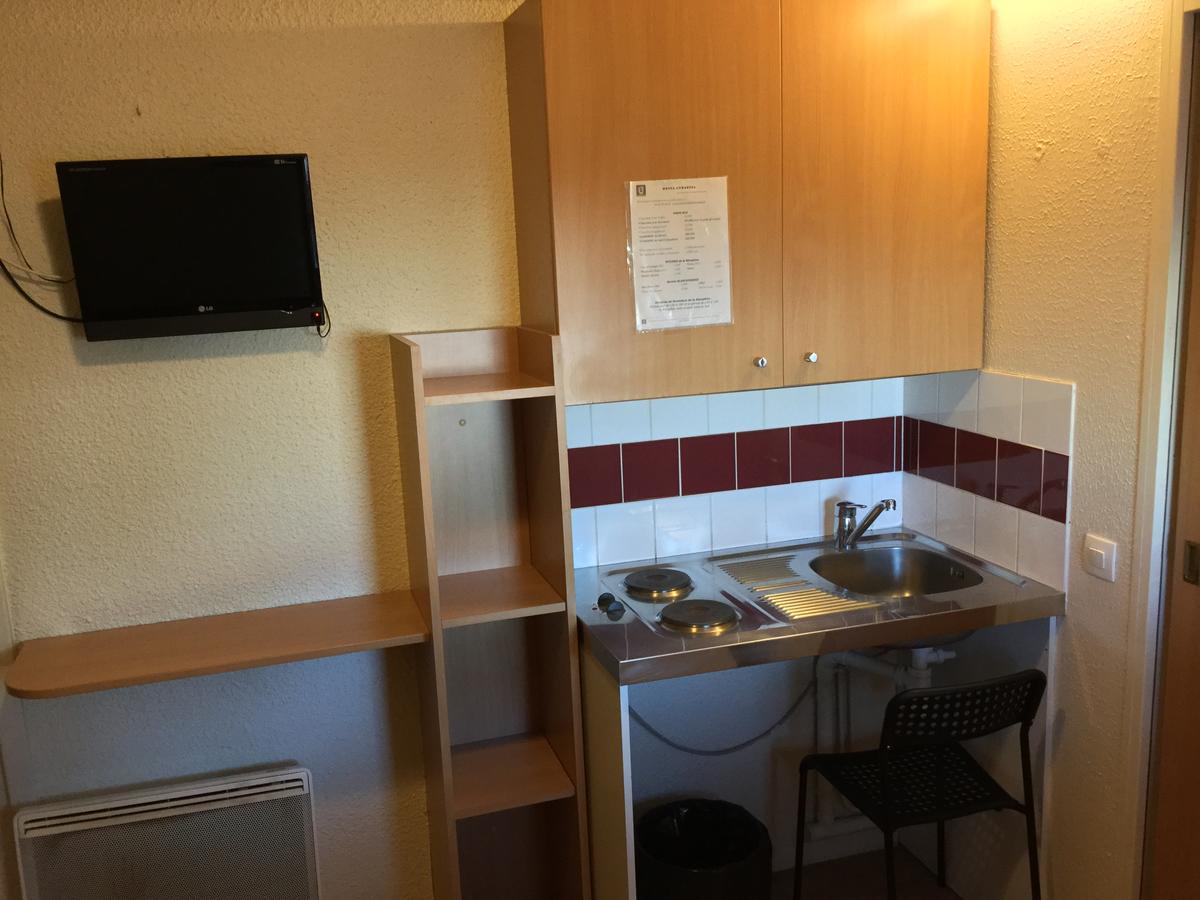 Be Myhotel Évreux Екстериор снимка